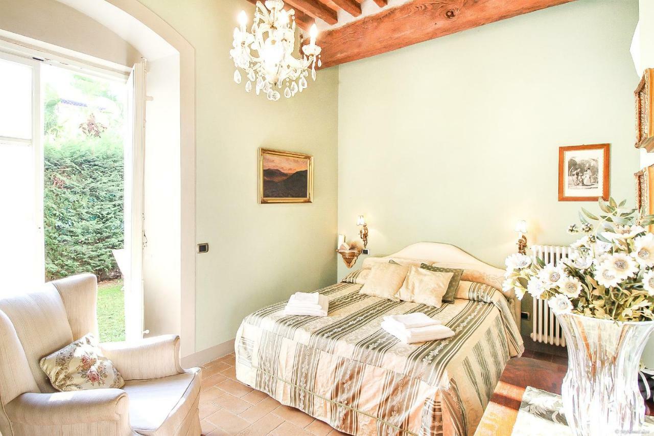 Apartment Guinigi With Private Courtyard Lucca Exterior photo